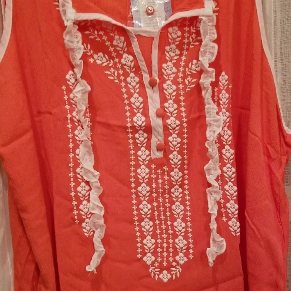 Shirt - Picture 2 of 5
